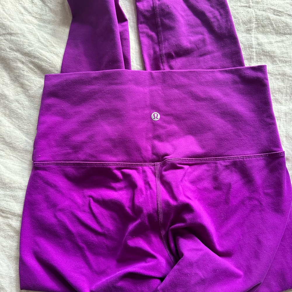 Lululemon Regal Plum Purple 28” High-Waisted Leggings – Size 8